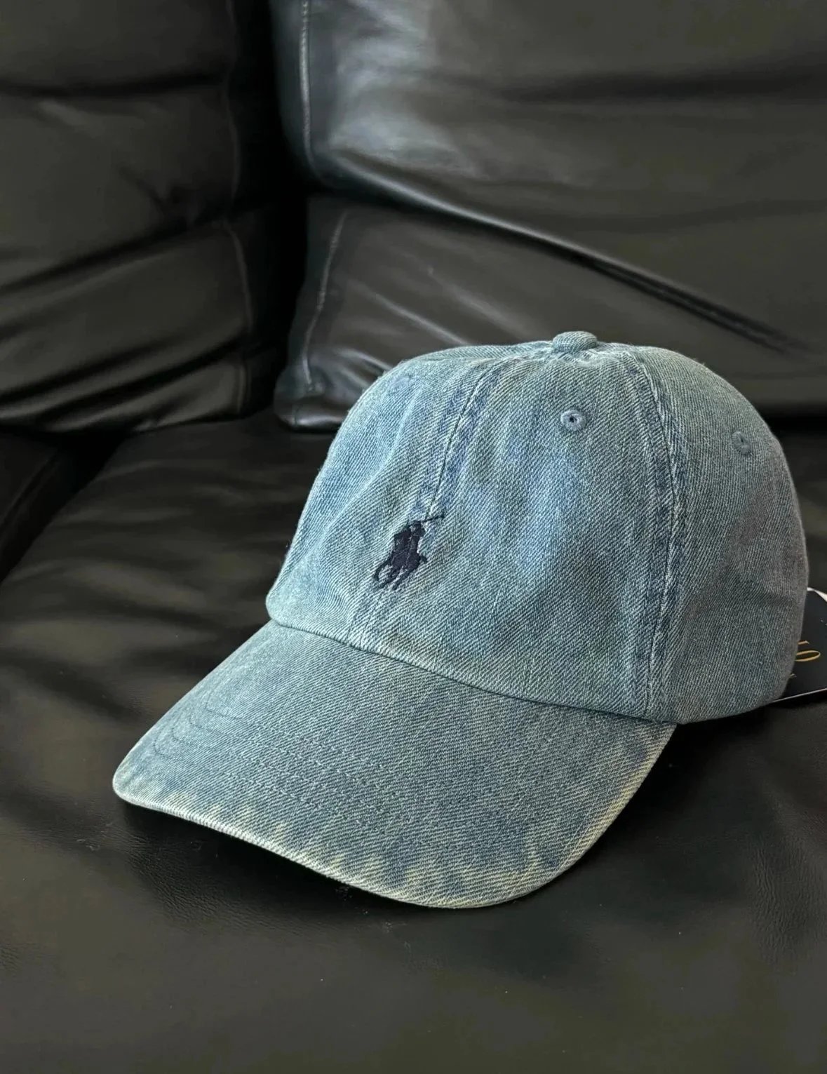 Gucci Hats Embroidered baseball cap — 36