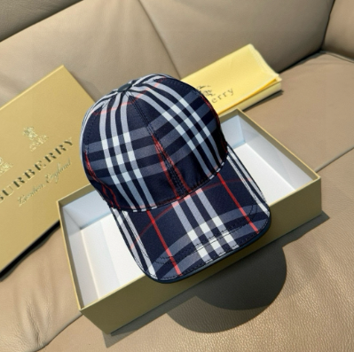 Gucci Hats Embroidered baseball cap — 23