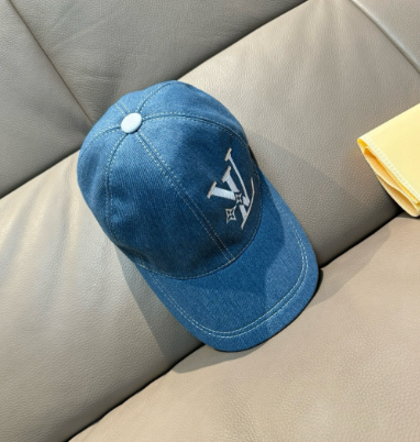Gucci Hats Embroidered baseball cap — 7