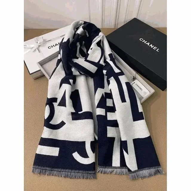 Chanel Scarves Fringed logo knit scarf product detail image 1