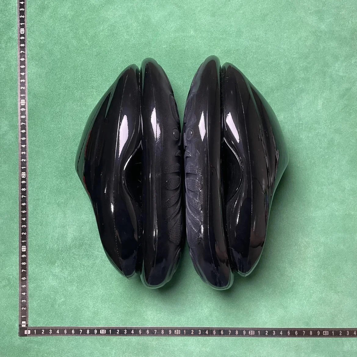 B8D NON-SLIP WEAR-RESISTANT FLIP-FLOPS