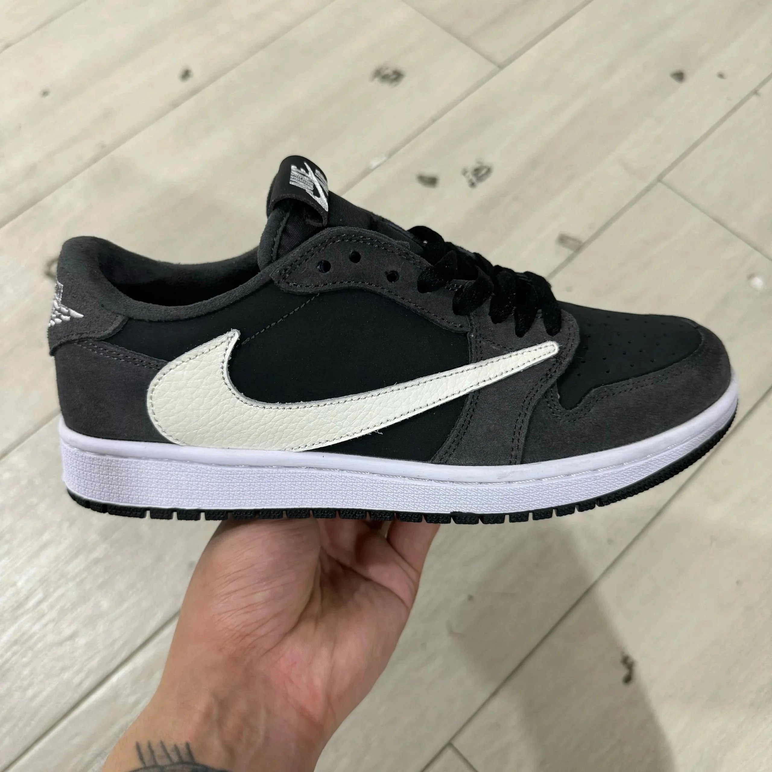 Black and Gray 9.0