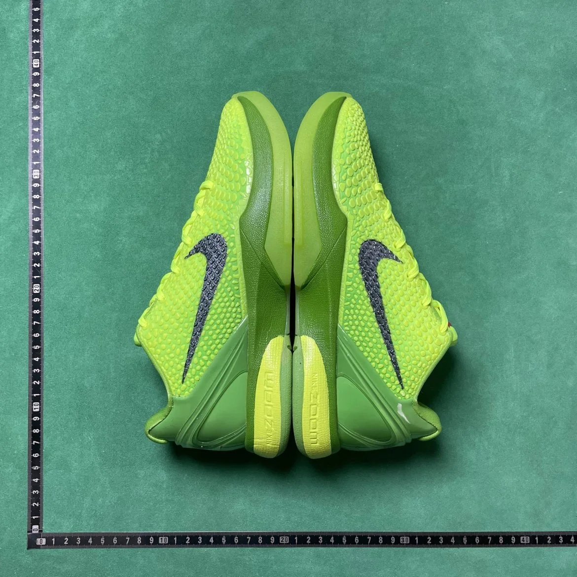 NIKE KOBE