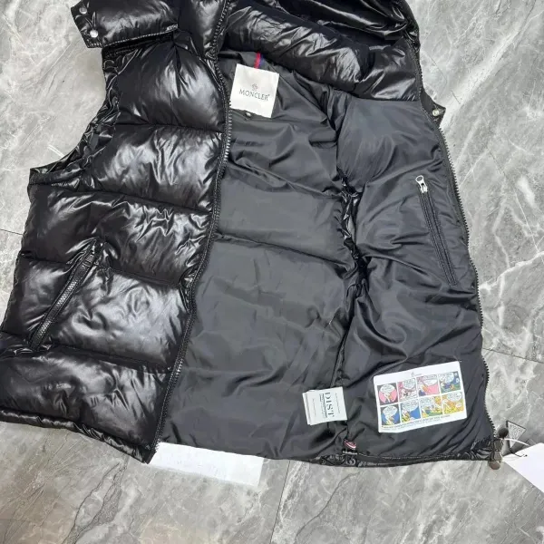 Gucci GG Monogram Hooded Down Vest Black - 5
