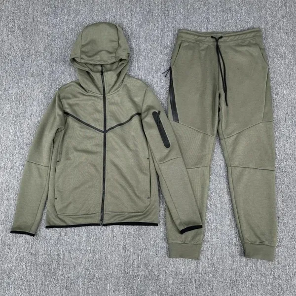 Nike Tech Fleece Gray Full-Zip Hoodie and Jogger Set - 12