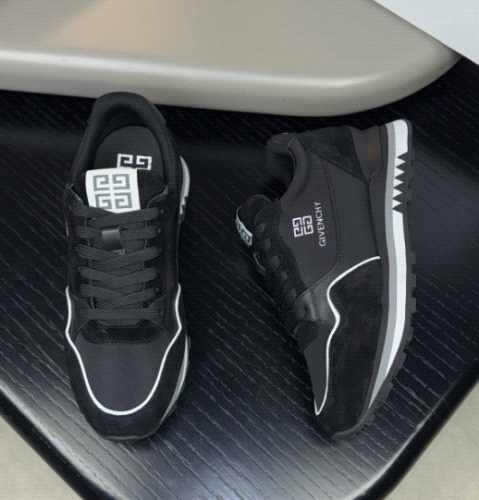 GIVENCHY Givenchy sneakers/bas