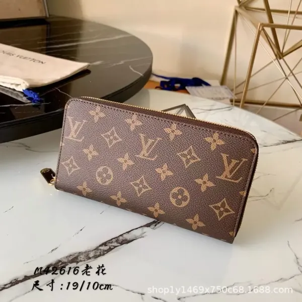 Louis Vuitton Monogram Canvas Zippy Wallet Brown Long Wallet - 1