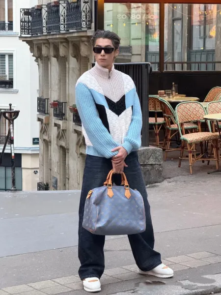 Saint Laurent Color-Block Knit Zip-Up Sweater in Blue, Black, and Beige - 13