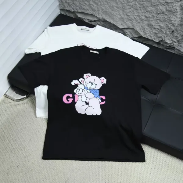 Gucci Lightning Logo Print Black T-Shirt - 10
