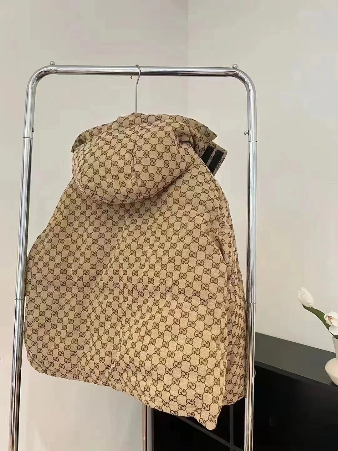 Gucci GG Monogram Puffer Jacket Beige Outerwear Down Jacket - 16
