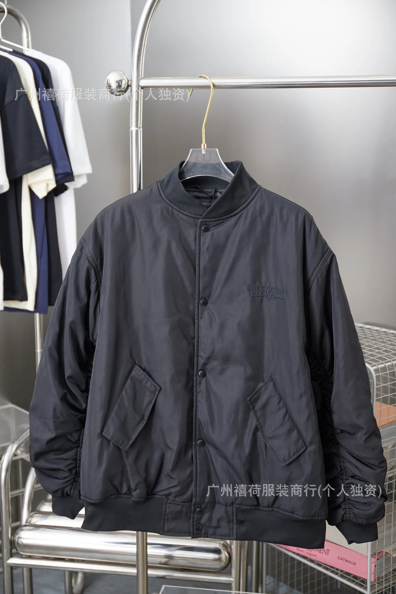 Design Windbreaker Jacket White with Distorted Logo Print Outerwear - 36