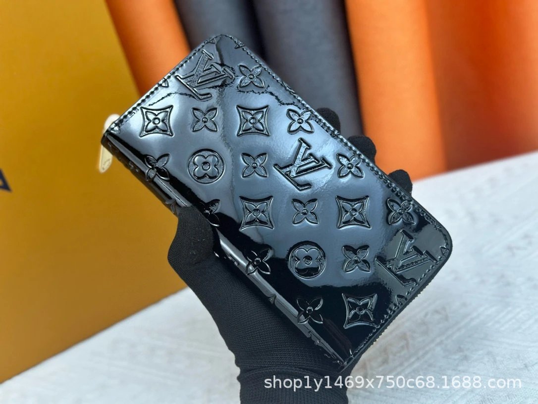 Louis Vuitton Monogram Vernis Zippy Wallet Black Long Wallet