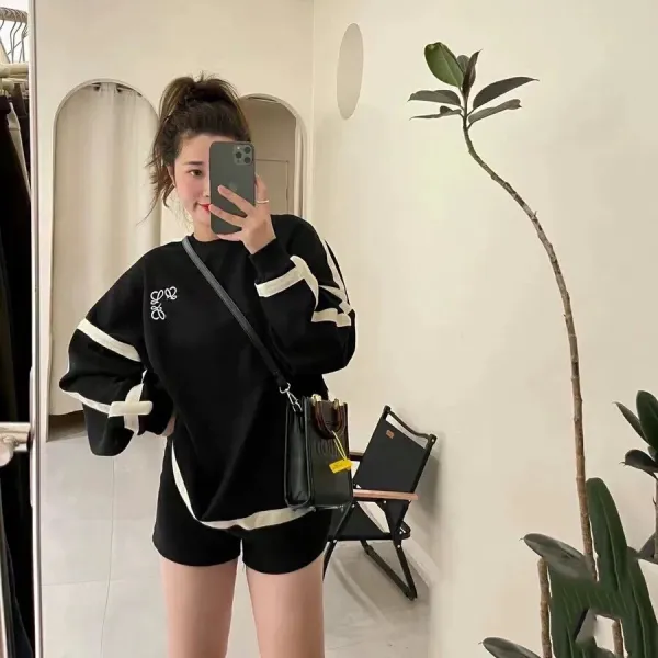 Design Embroidered Stripe Sweatshirt Black / White Sweater - 5
