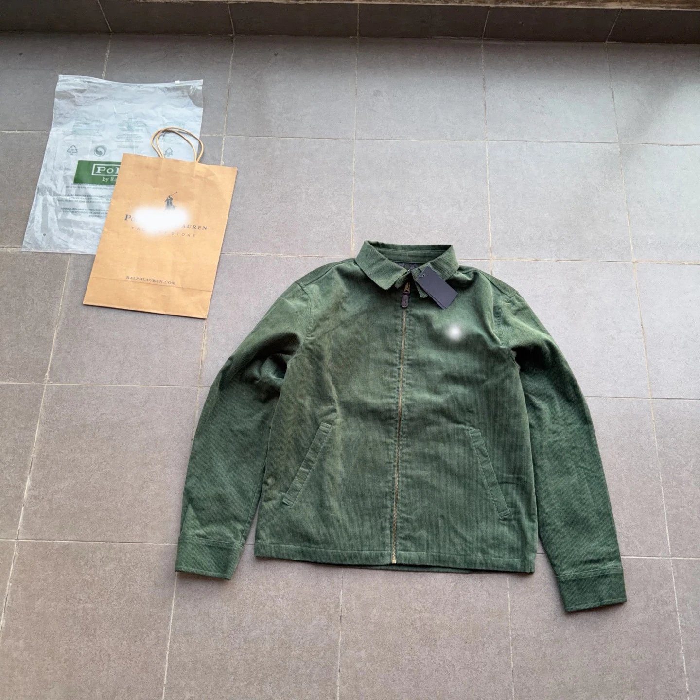 dark green