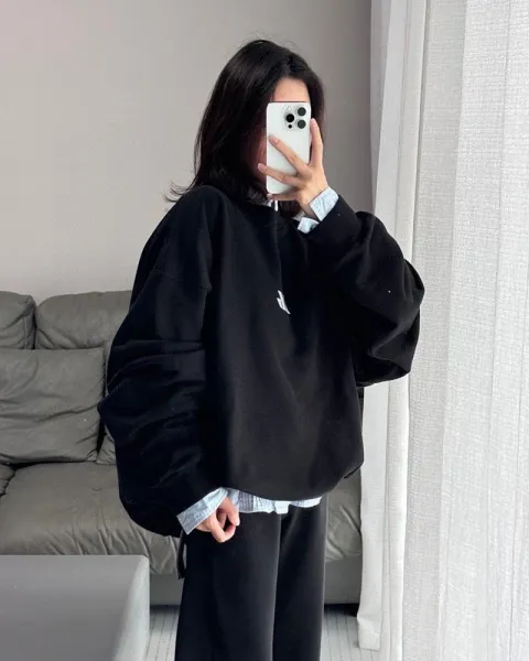 Design Distorted Script White Hoodie - 8