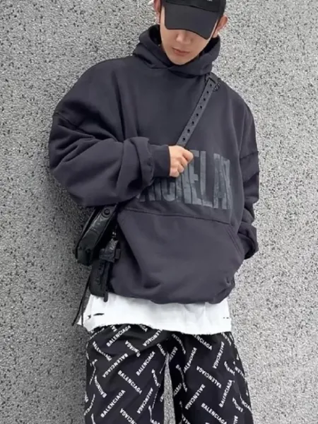 Design Distorted Script White Hoodie - 4