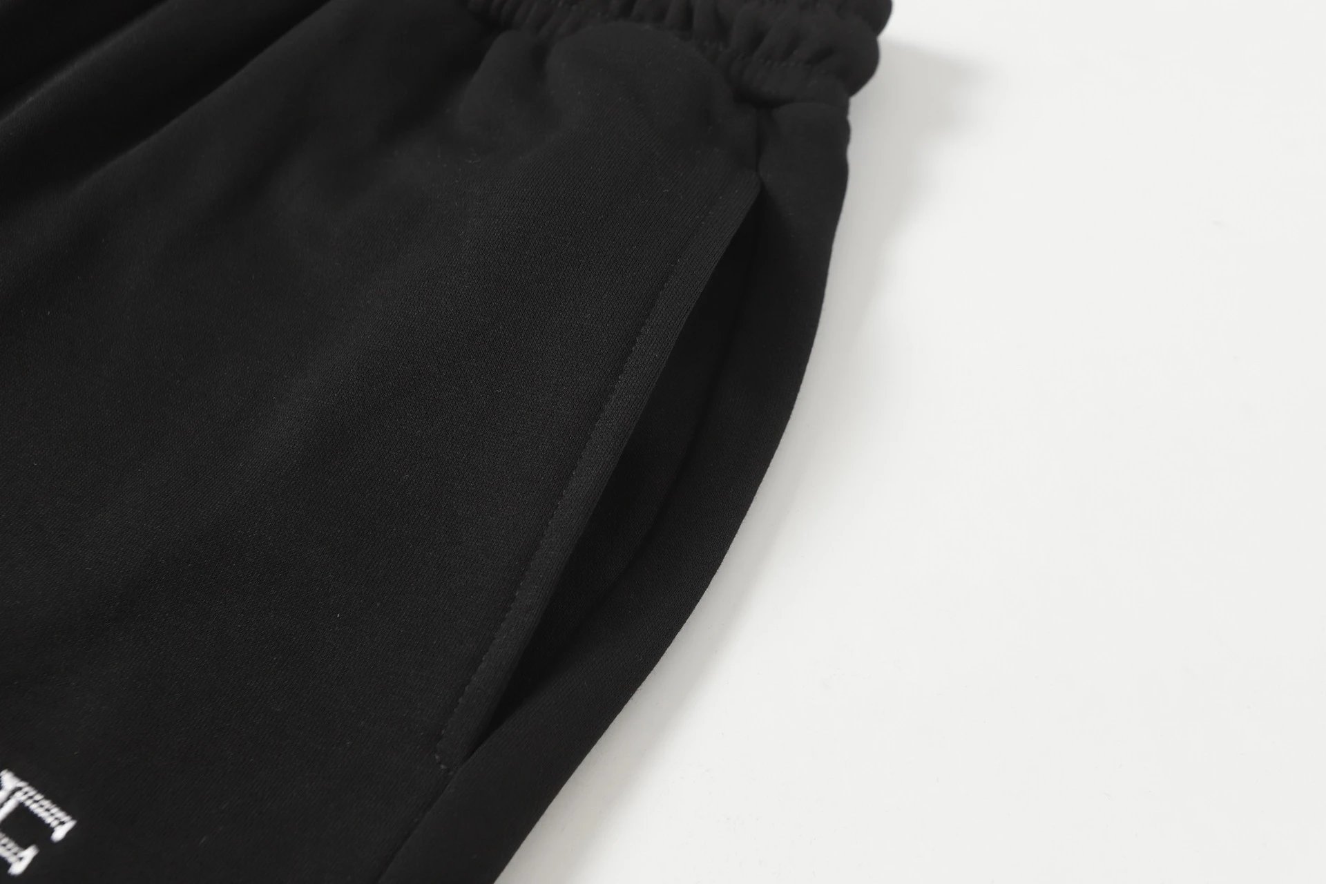 Loewe Anagram Embroidered Sweatshorts Black Shorts - 8
