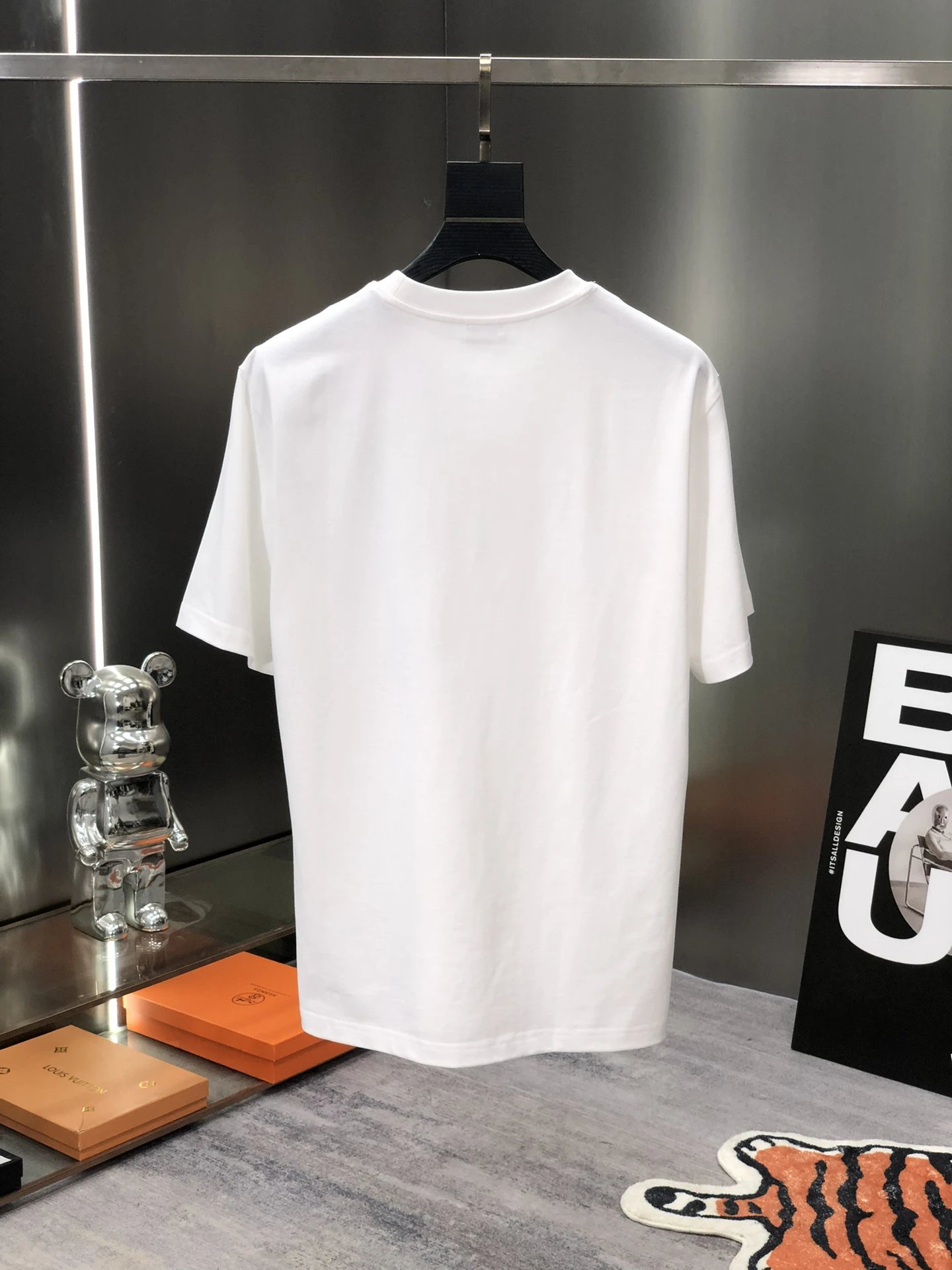 Burberry White Rose Print Men’s Designer T-Shirt