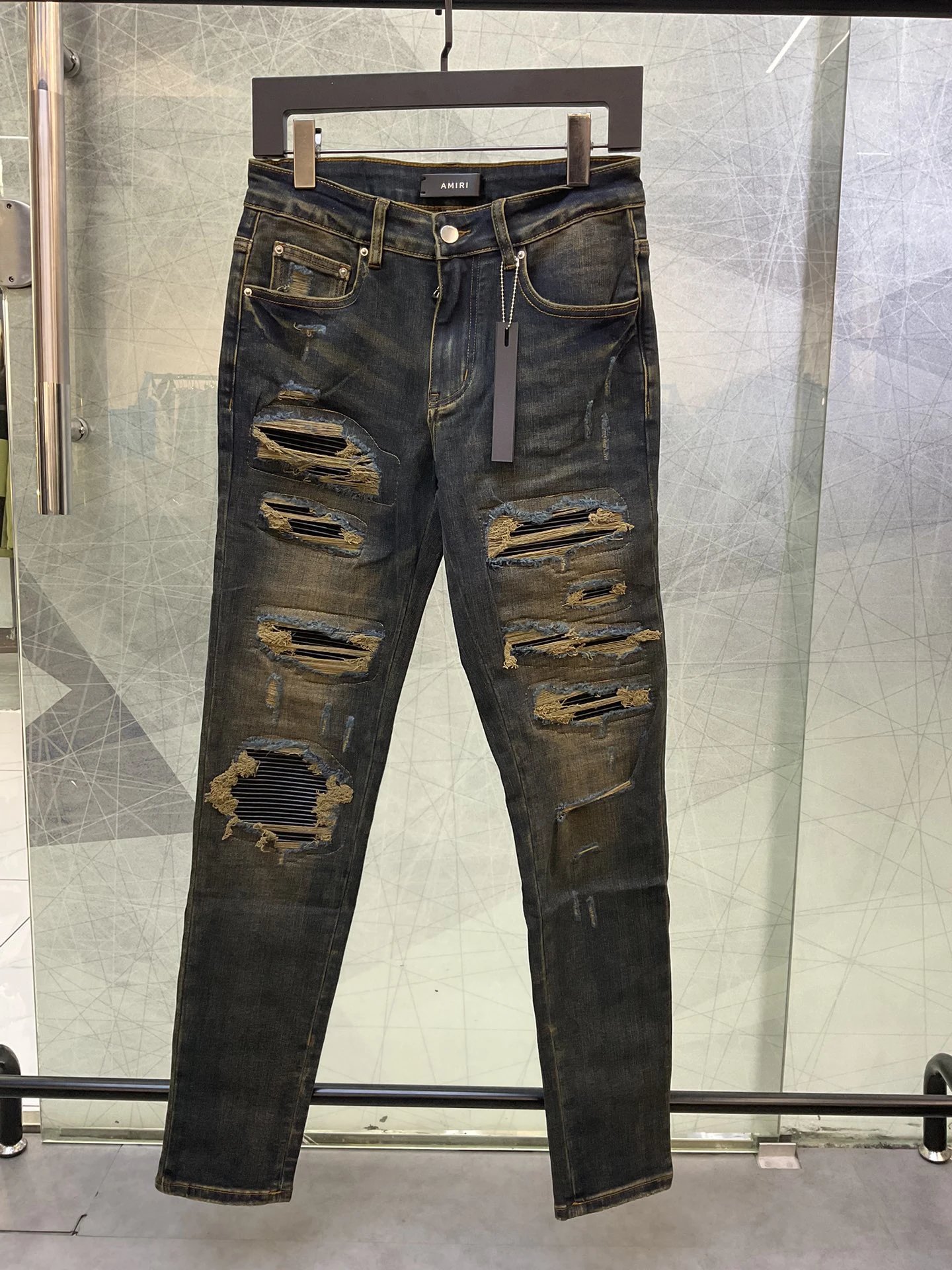 AMIRI Men’s Ripped Skinny Jeans Vintage Washed Denim Pants