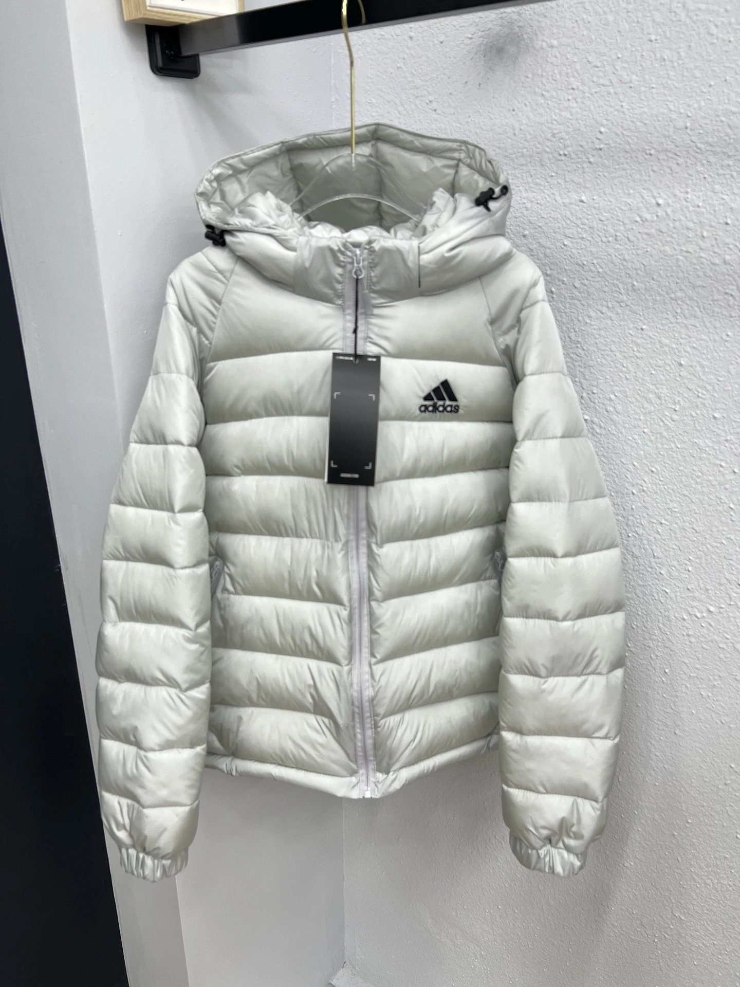ADIDAS Women Lightweight Hooded Puffer Winter Jacket