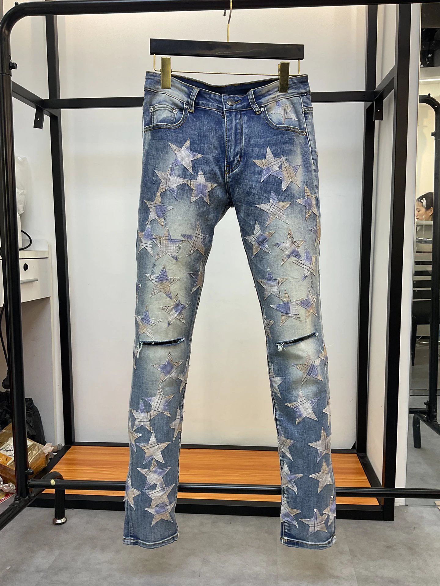 AMIRI Star Patch Distressed Slim Fit Blue Jeans
