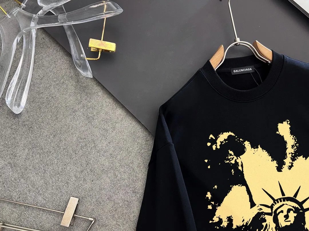 Balenciaga Black Statue Liberty Oversized Hoodie