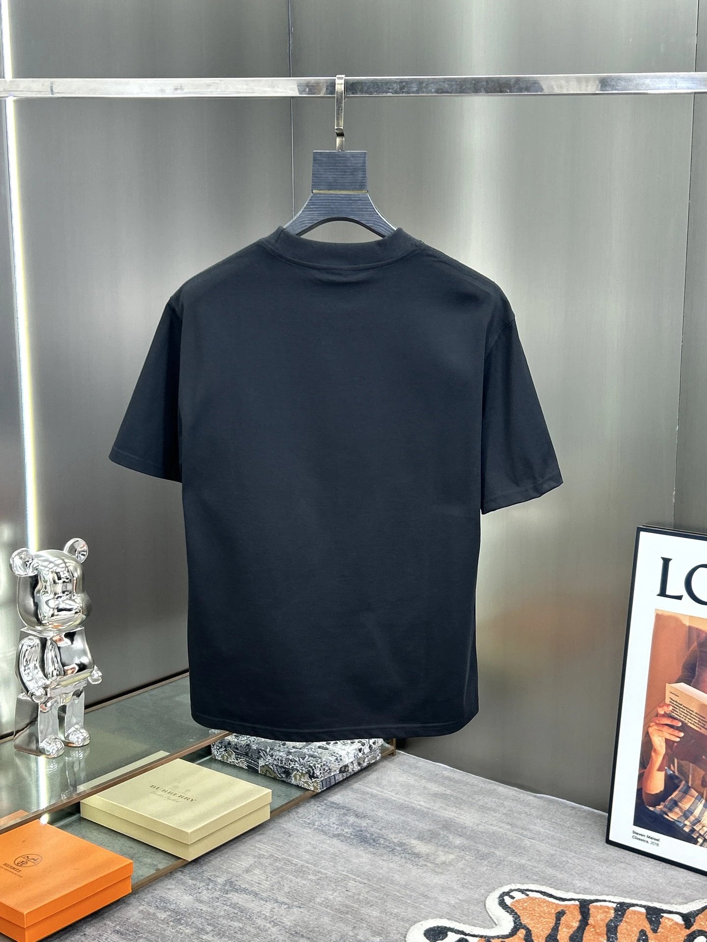 Burberry Men Floral Logo Black Cotton T-Shirt