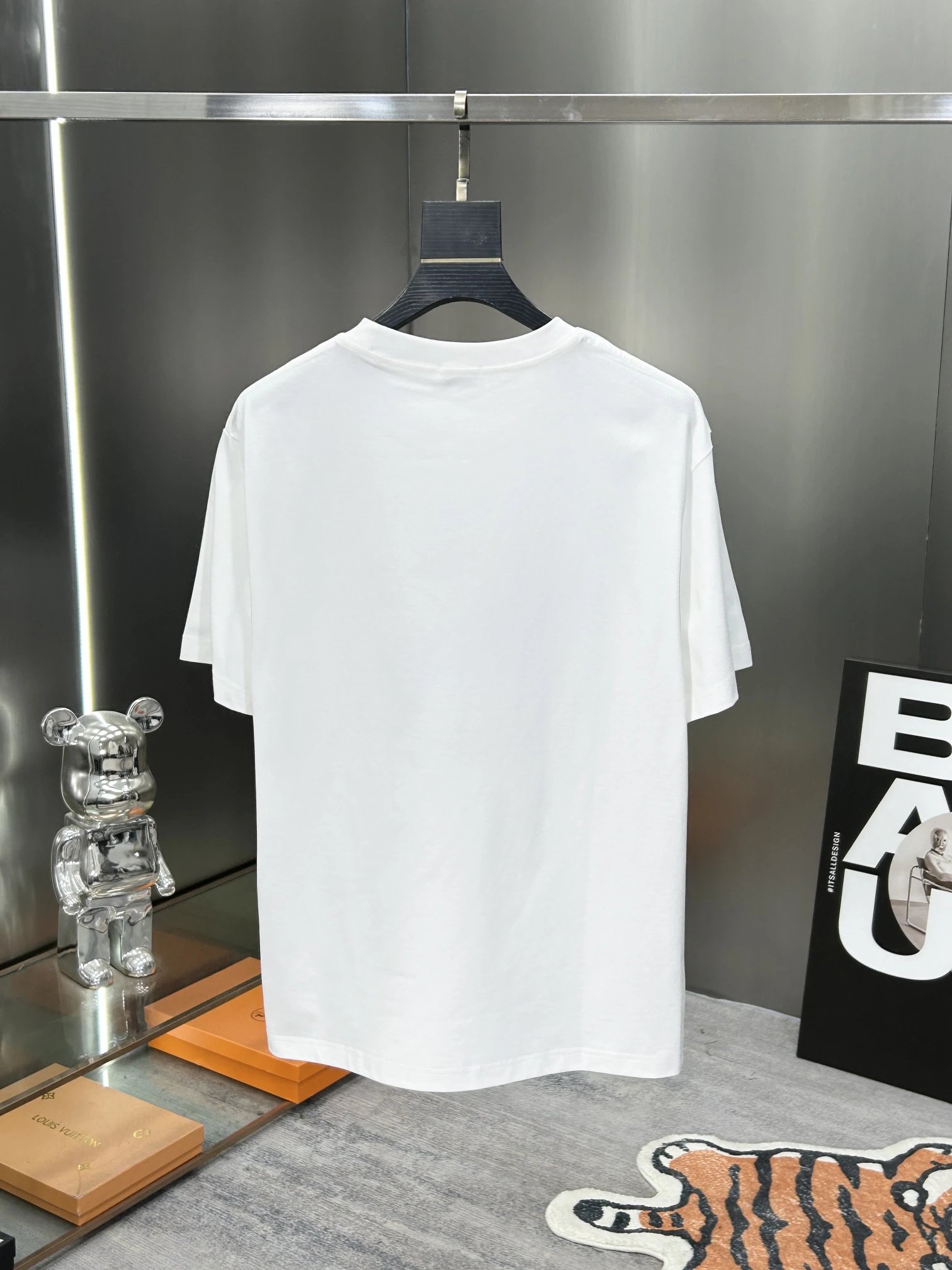 Burberry White Cotton T-Shirt Equestrian Knight Print