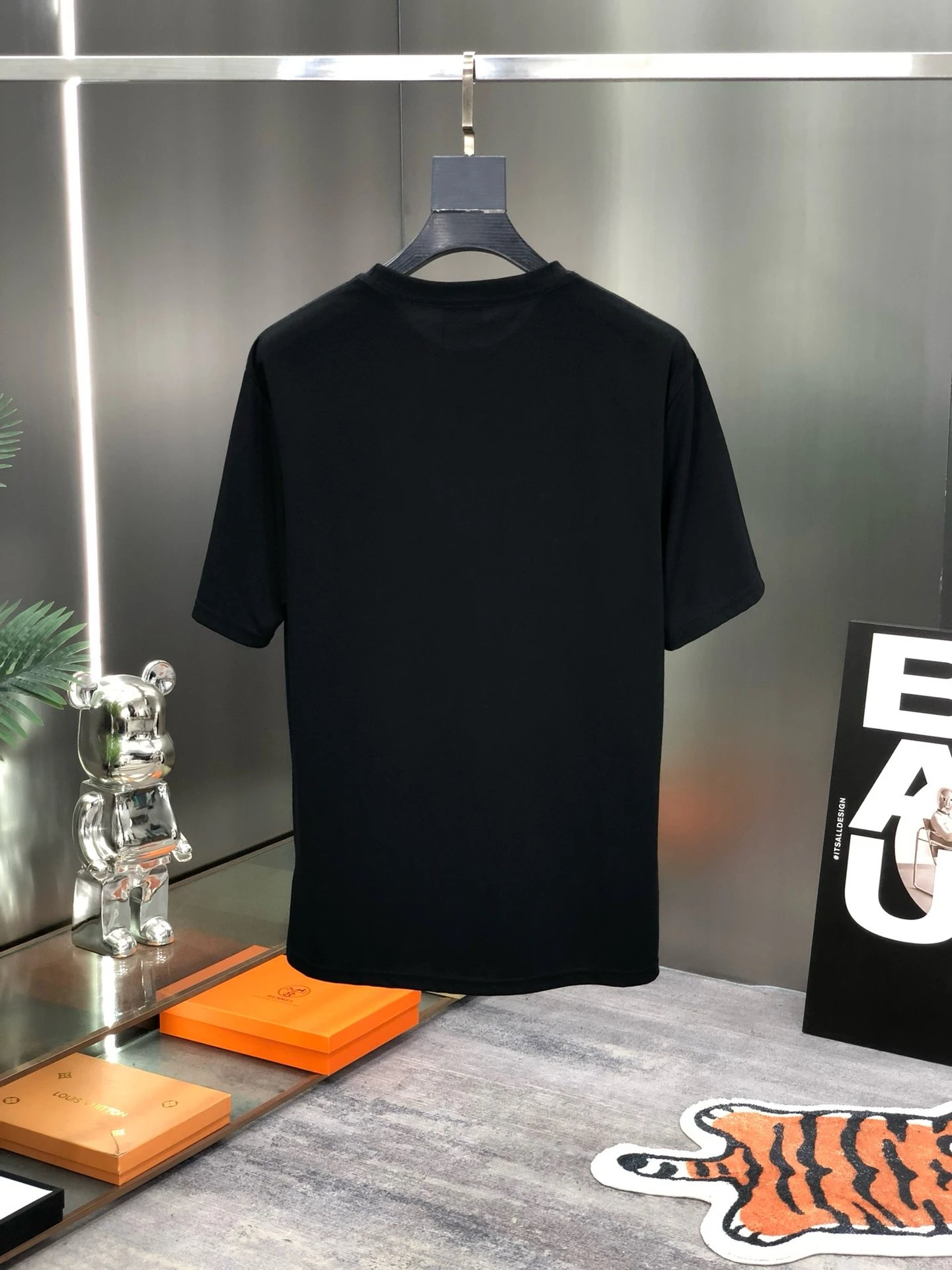 Burberry Men Black Knight Logo Cotton T-Shirt