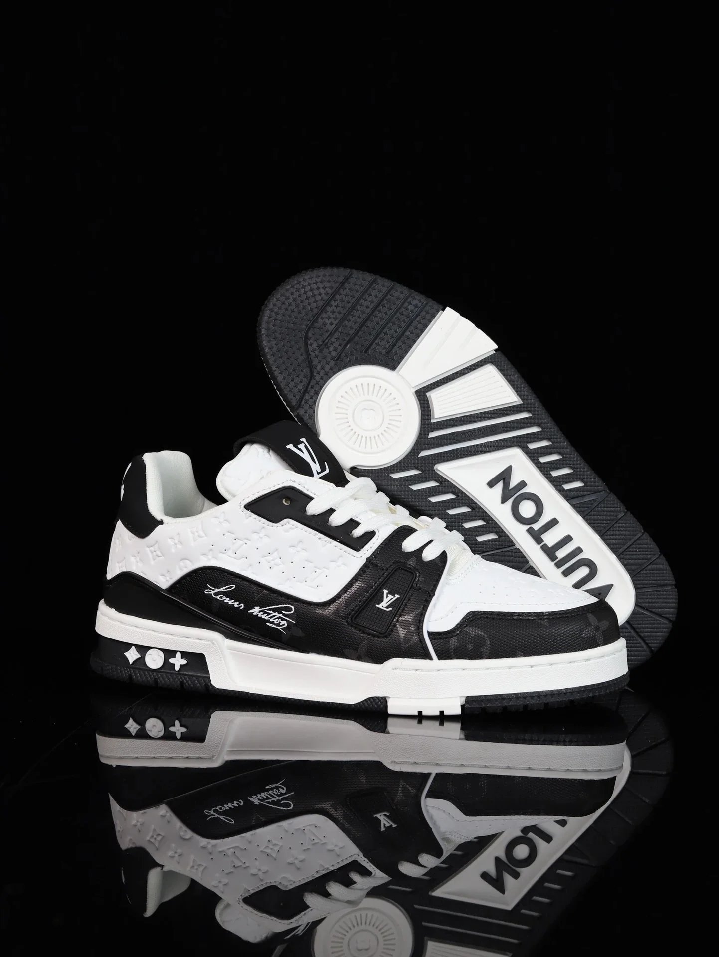Louis Black White Collab