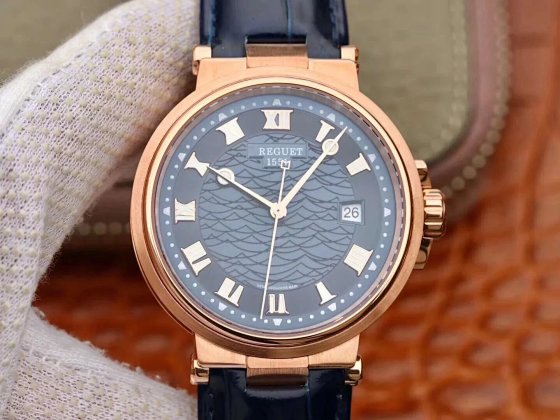 V9 version of the MARINE sailing series 5517 wristwatch, the origin work of the nautical astronomical clock