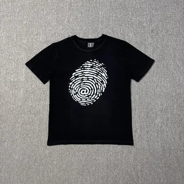 Design Graphic Print Black T-Shirt - 31