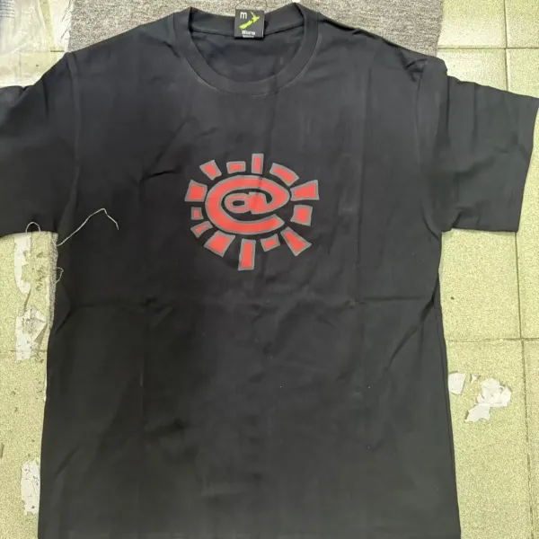 Design Sun Symbol Graphic Black T-Shirt - 1