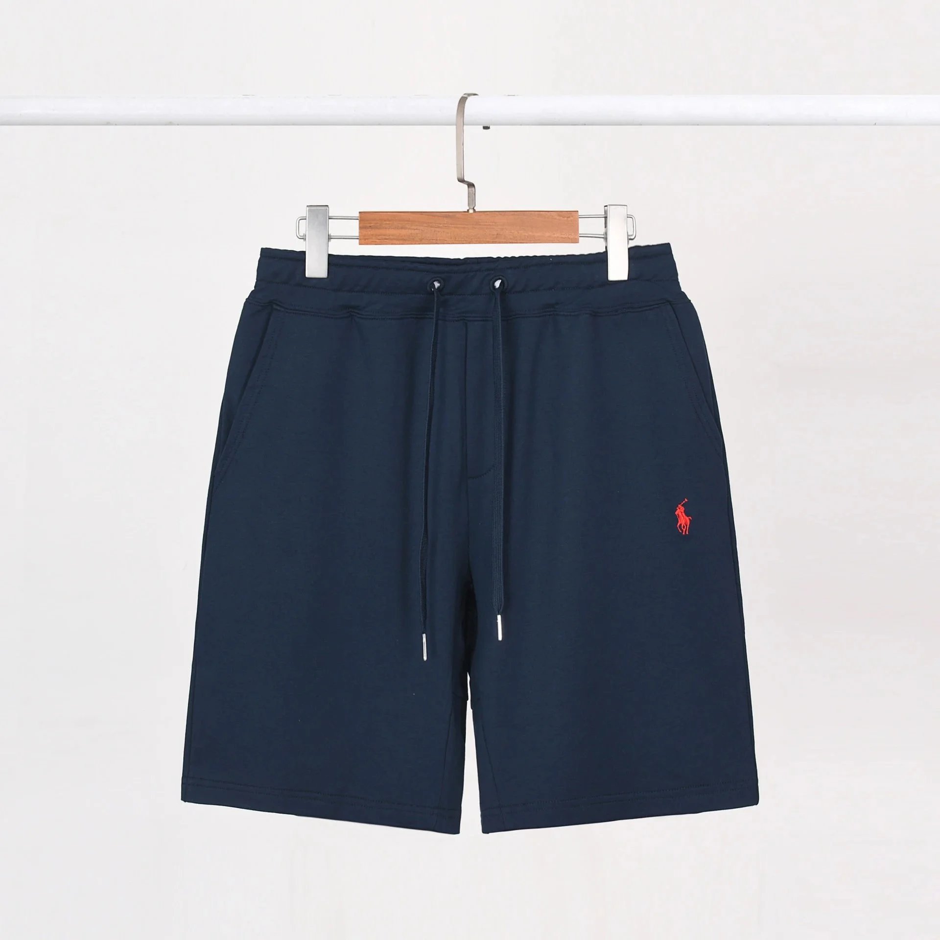 Shorts navy blue and red