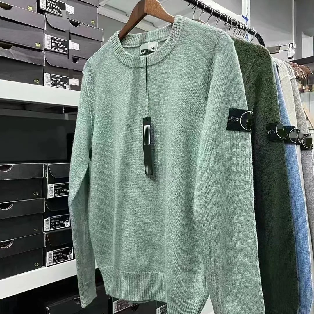 Stone sweater light green