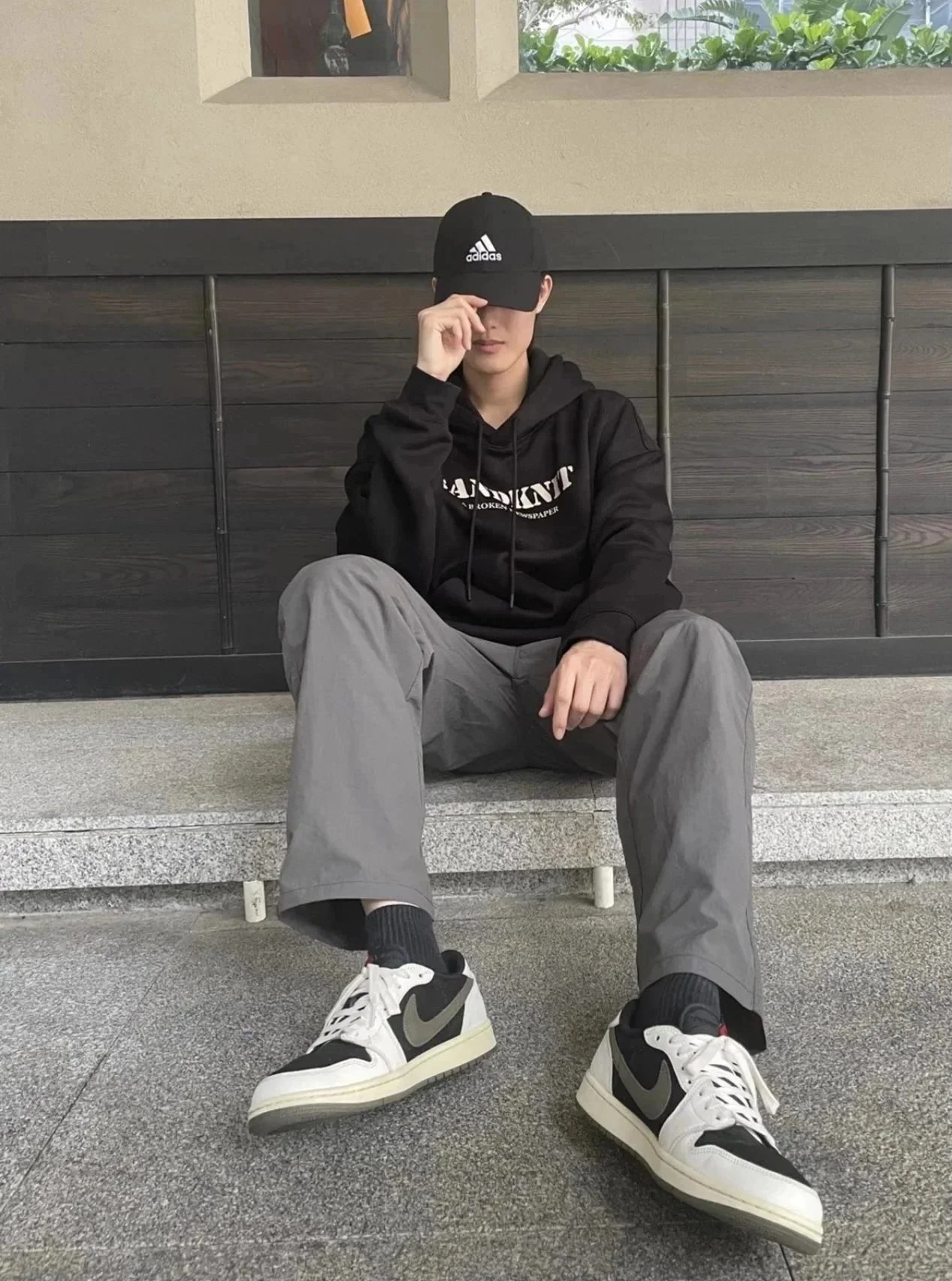 Nike x Travis Scott Air Jordan 1 Low OG Olive Sneakers - 11