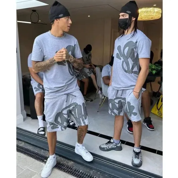 Off-White Graffiti Print T-Shirt and Shorts Set Gray Streetwear Set - 1
