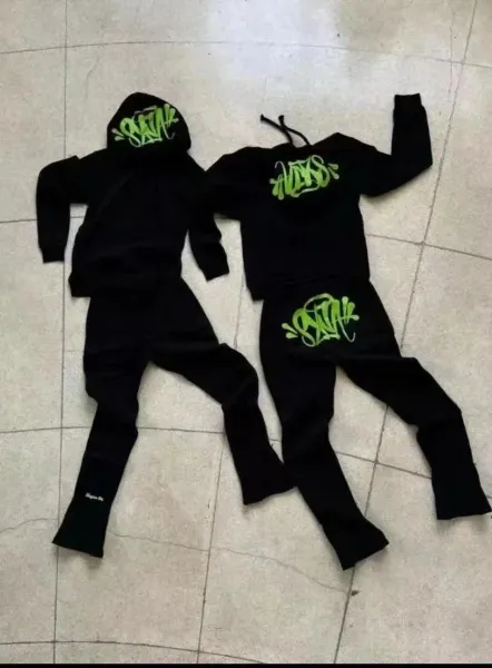 Supreme x Unknown Graffiti-Print Black Hoodie and Sweatpants Set - 1