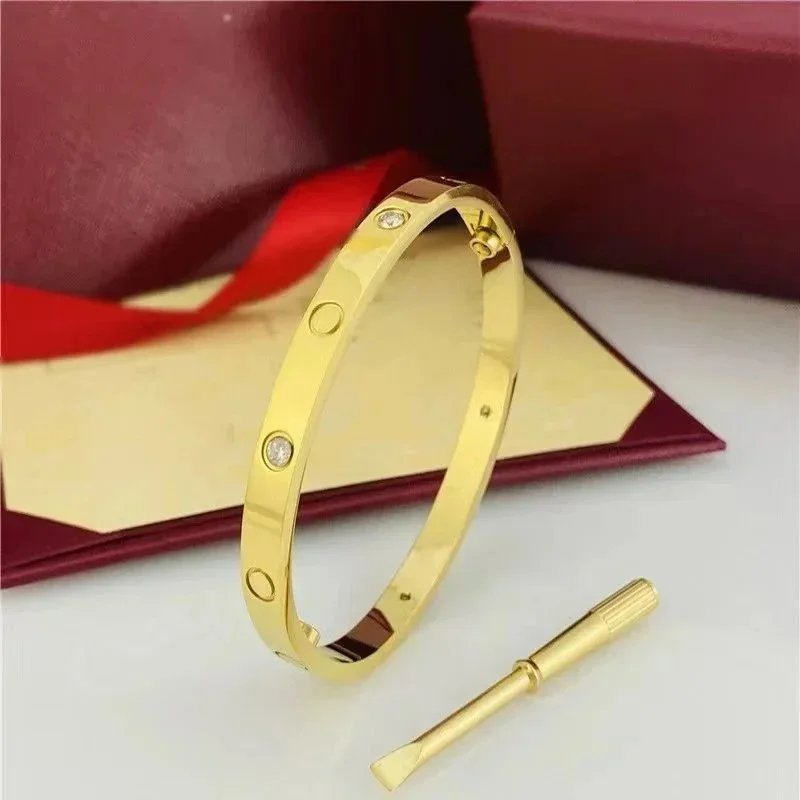 (Wide Version) Four Diamonds Gold