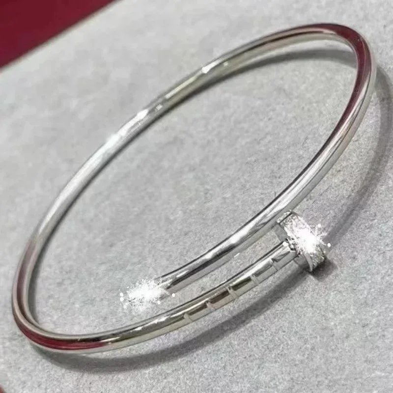 (Fine version) White gold with diamonds