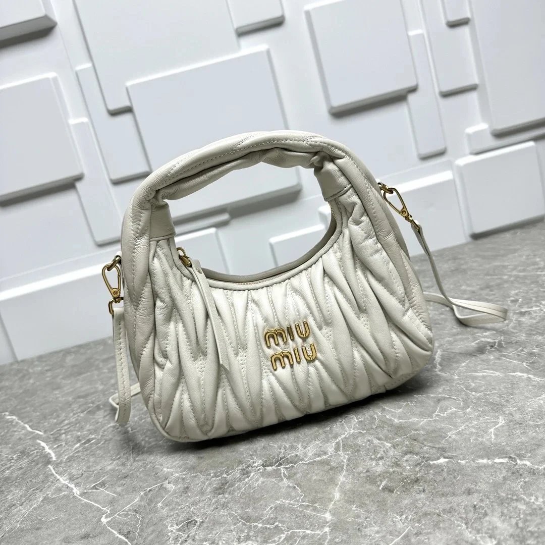 Women's Shoulder Bag photo 3