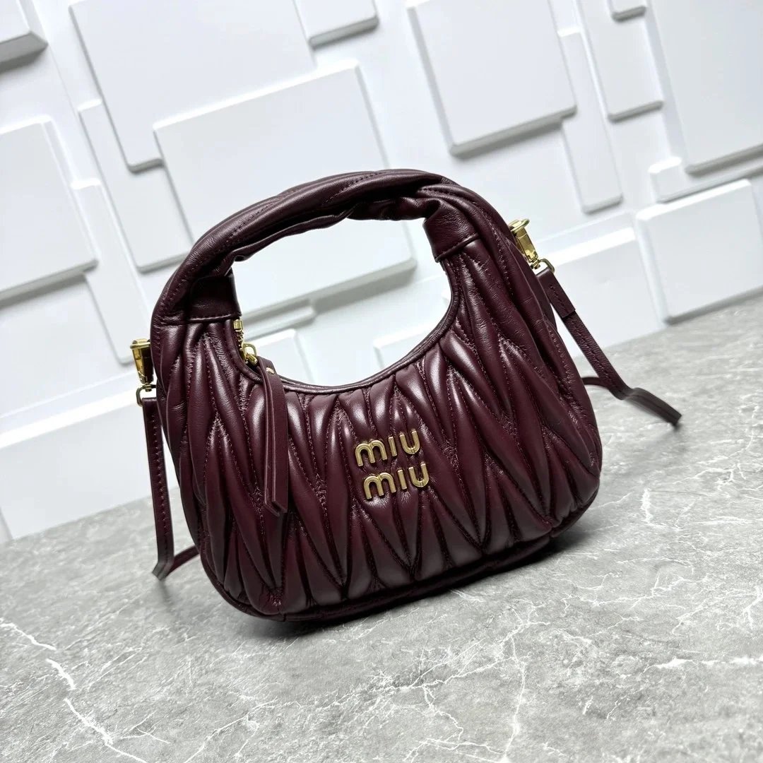 Women's Shoulder Bag photo 5