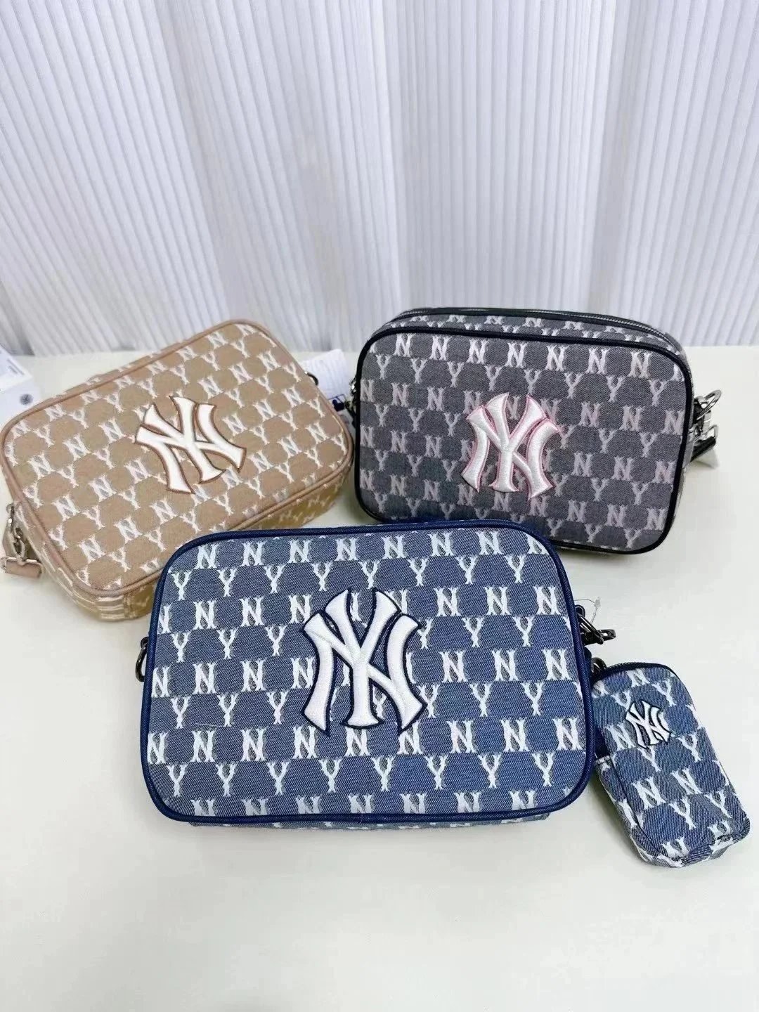 MLB New York Yankees Monogram 2-in-1 Camera Crossbody Bag Set