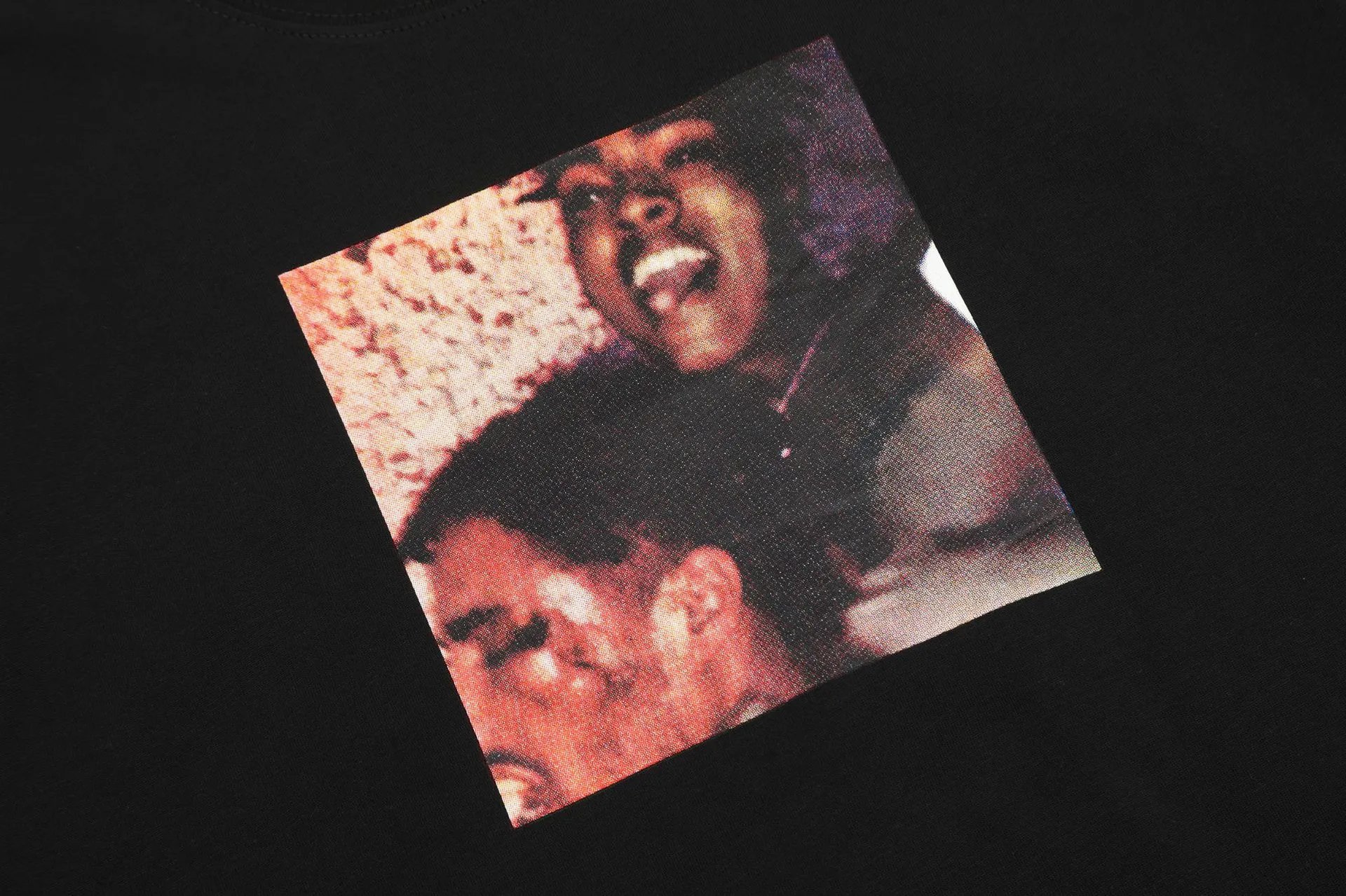 Vintage Graphic Handprint Tee Ivory Black - Gallery Image 7 - Detailed View