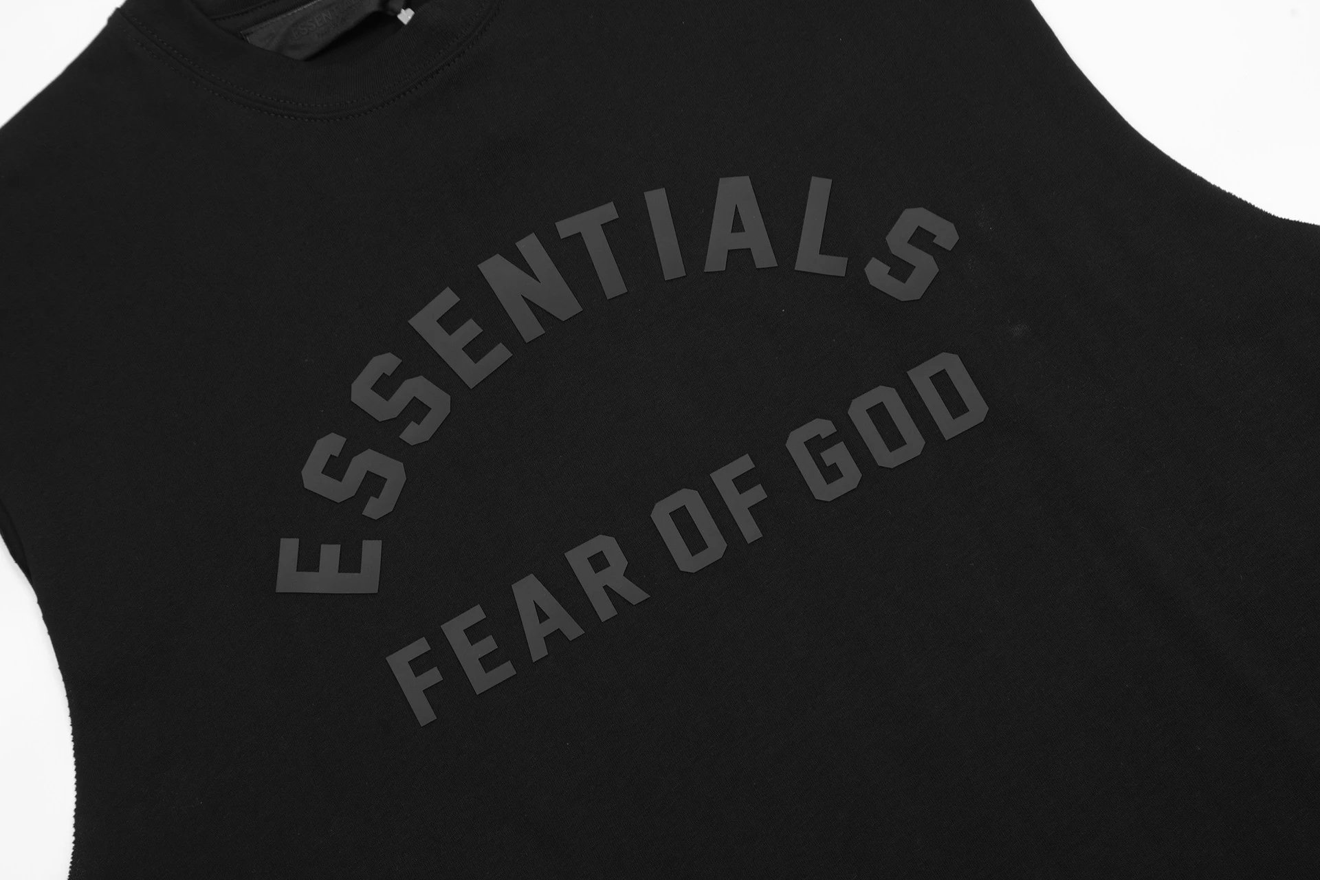 Sleeveless High-Street Tee Onyx - Gallery Image 5 - Detailed View