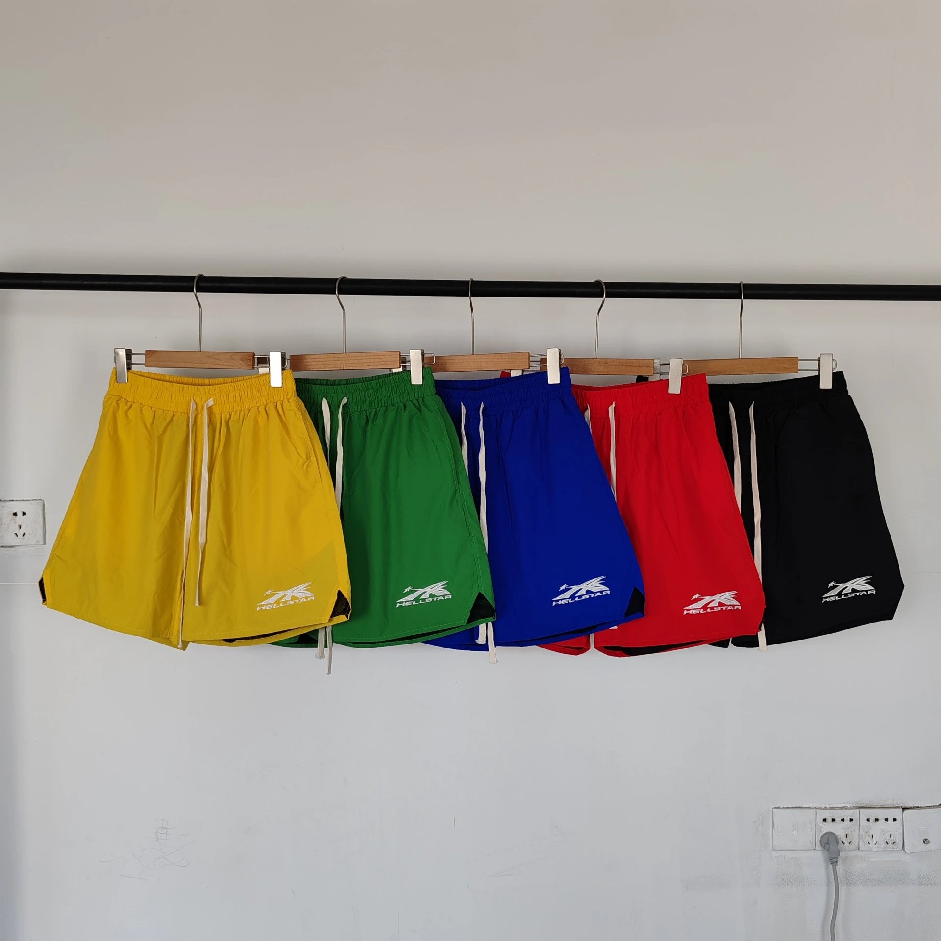 Hellstar Graphic Set Multi-color - Gallery Image 4 - Detailed View