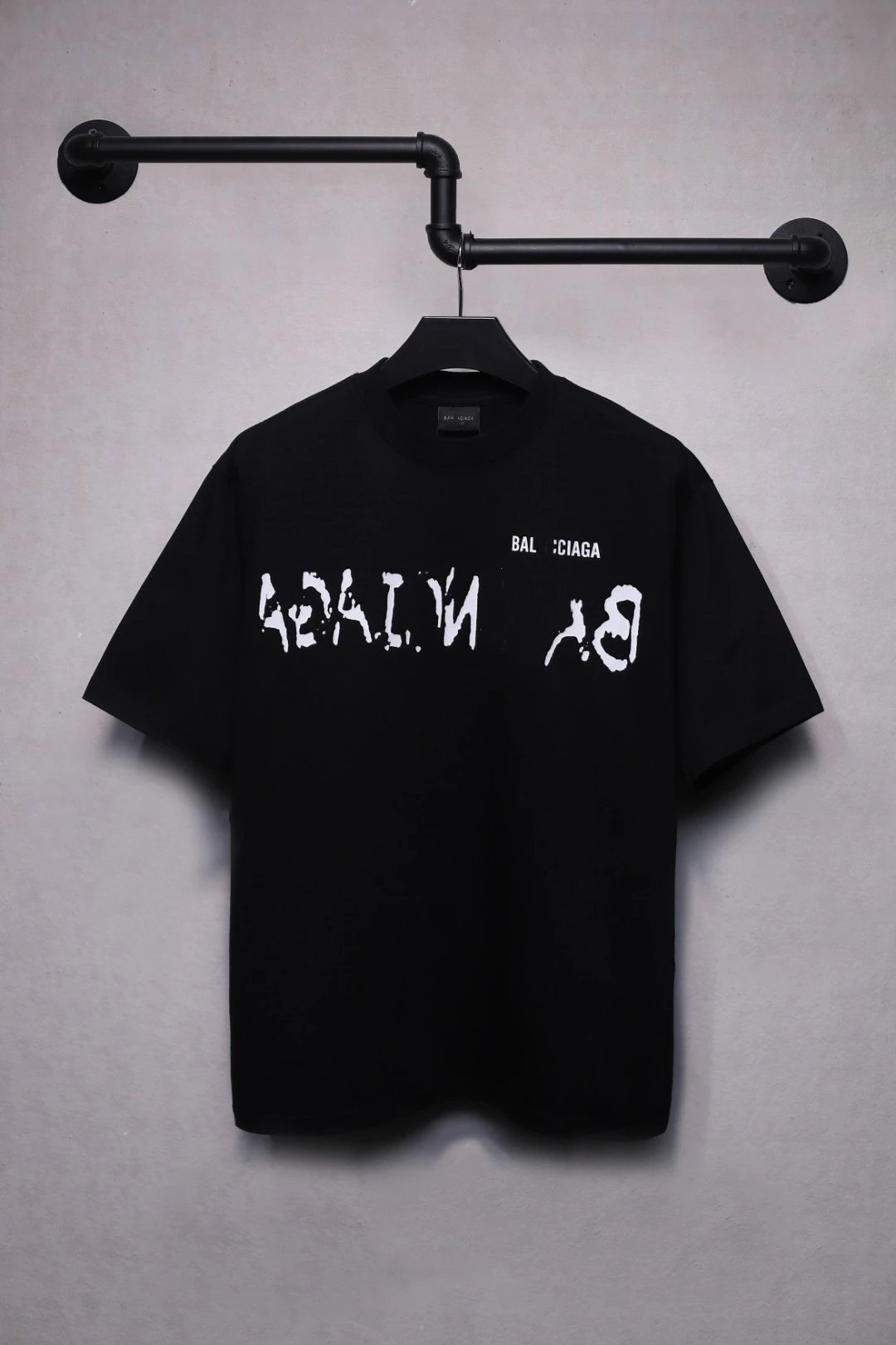 Graffiti Print Cotton Tee Unisex Top Onyx - Balenciaga - Cnfans - $26.77