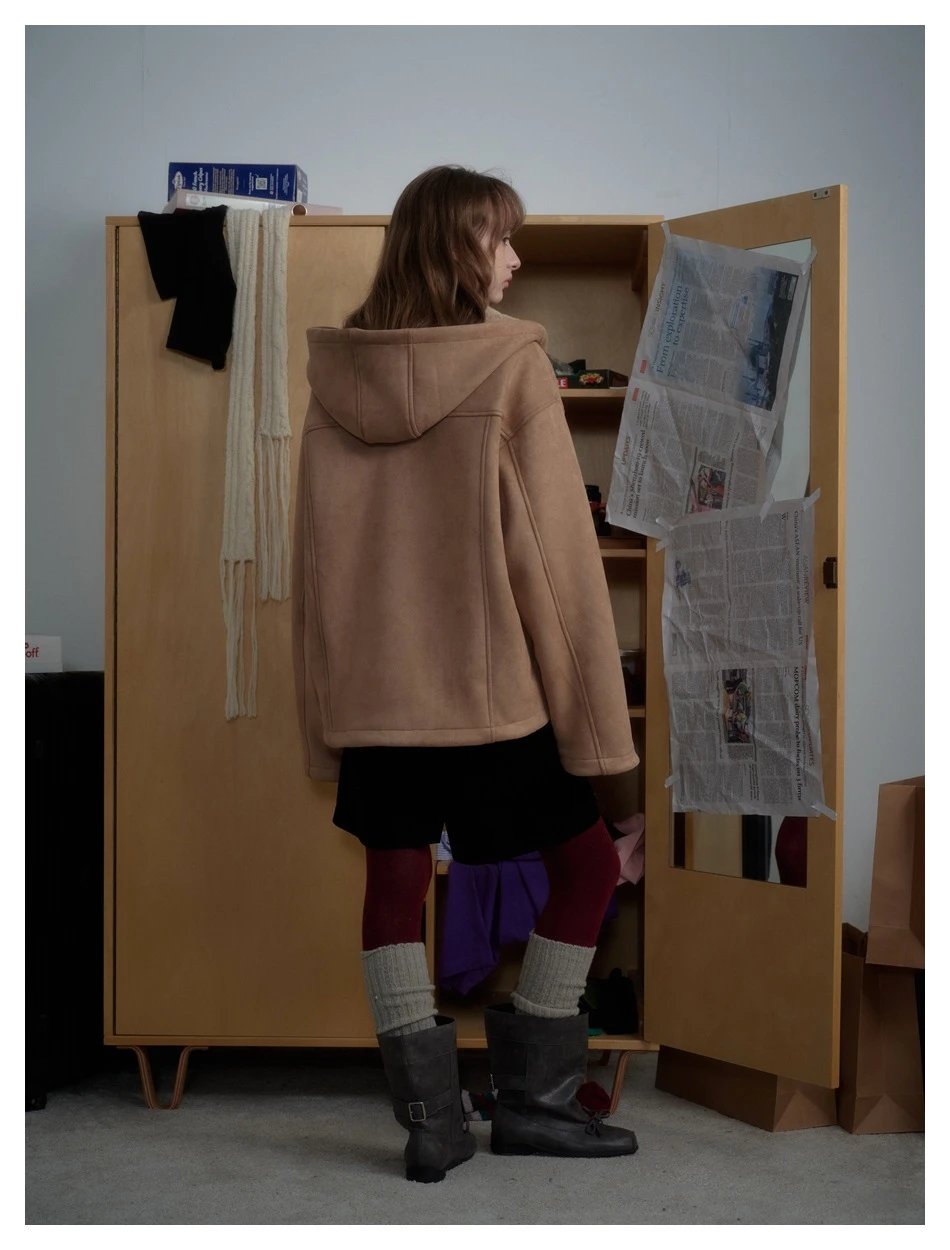 Retro Loose Fit Unisex Faux Suede Sherpa Lined Jacket, Ecru - Gallery Image 2 - Detailed View