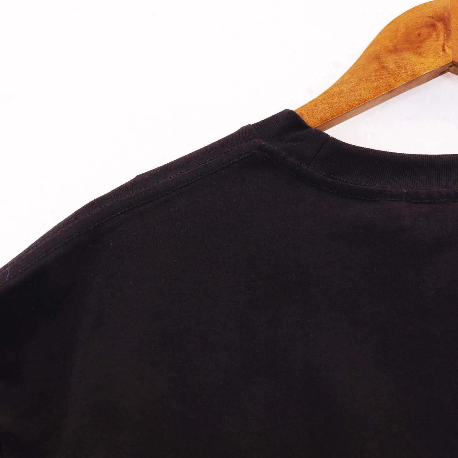 Street Style Chalk Logo Cotton Tee Ebony Black - Gallery Image 9 - Detailed View