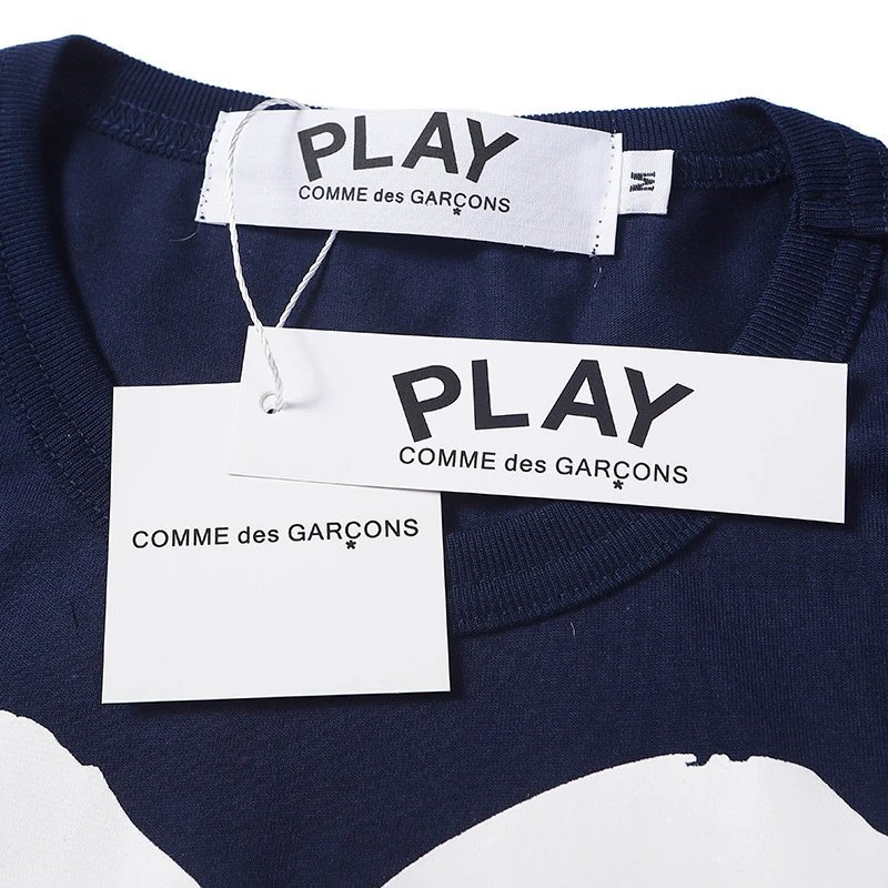 Comme des Garçons PLAY T-Shirt Navy - Gallery Image 7 - Detailed View
